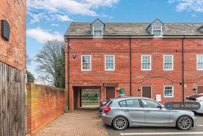 2 Bedroom End Of Terrace House To Rent In Cherwell Wharf, Banbury, OX16