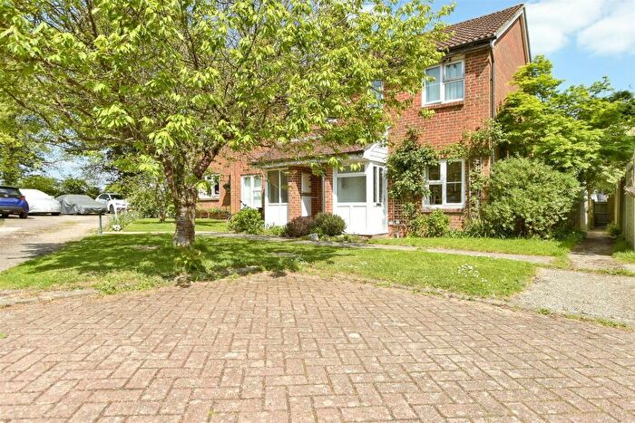 1 Bedroom Ground Maisonette For Sale In Nursery Close, Capel, Dorking, Surrey, RH5