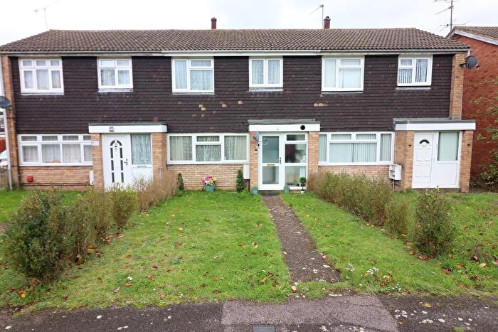3 Bedroom Terraced House For Sale In Julius Gardens, Luton, Bedfordshire, LU3