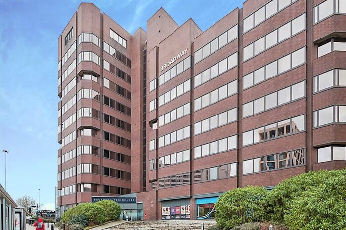 2 Bedroom Apartment To Rent In Broadway Residences, Broad Street, Birmingham, West Midlands, B15