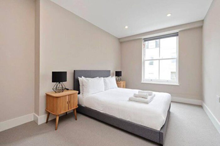 1 Bedroom Flat To Rent In Fulham Road, Chelsea, London, SW10