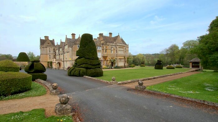 2 Bedroom Flat For Sale In Brockhampton, Cheltenham, GL54