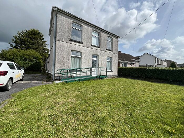 4 Bedroom Property To Rent In Bryncaerau, Trimsaran, Carmarthenshire, SA17