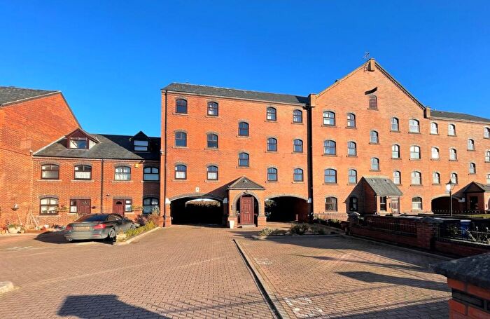 2 Bedroom Apartment To Rent In Telfords Quay, South Pier Road, Ellesmere Port, Cheshire, CH65
