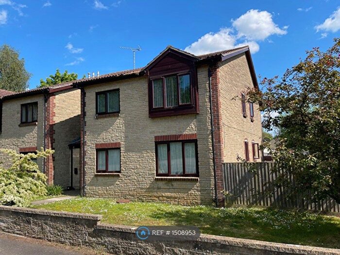 1 Bedroom Flat To Rent In Abbey Manor Park, Yeovil, BA21