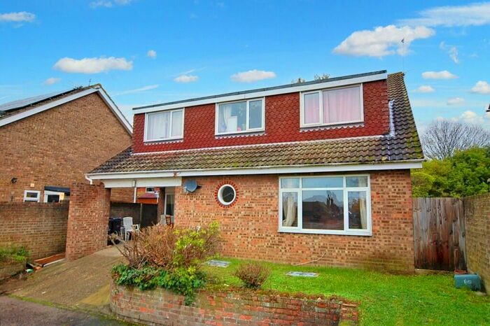 6 Bedroom Terraced House To Rent In Howe Close, Colchester, Essex, CO4