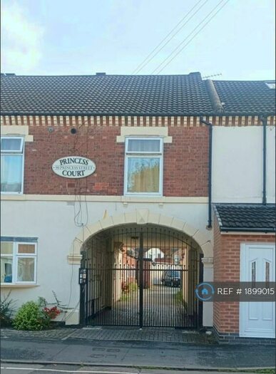 1 Bedroom Flat To Rent In Princess Court, Burton-On-Trent, DE14
