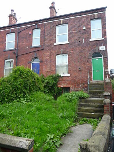 6 Bedroom Terraced House To Rent In Buckingham Mount, Hyde Park, Leeds, LS6