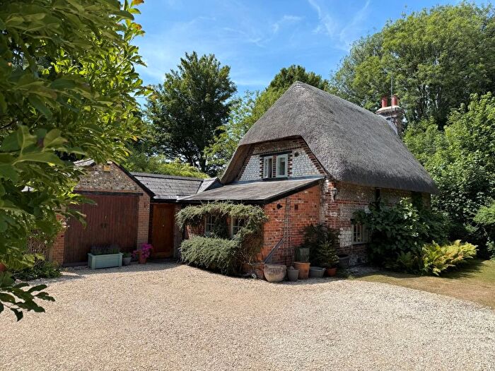 3 Bedroom Cottage For Sale In Bulford Village, Salisbury, SP4