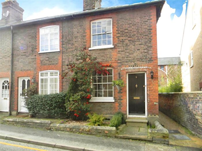 2 Bedroom Terraced House To Rent In Manor Street, Berkhamsted, Hertfordshire, HP4