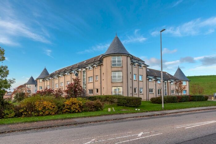 3 Bedroom Flat To Rent In Cowie Park, Stonehaven, Aberdeenshire, AB39