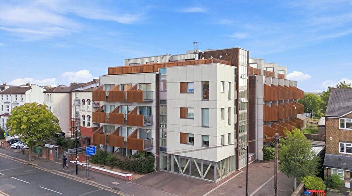 2 Bedroom Flat For Sale In Paxton House, South Norwood, SE25