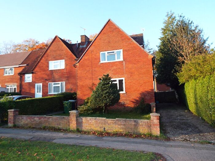 4 Bedroom Semi-Detached House To Rent In Cromwell Road, Winchester, SO22