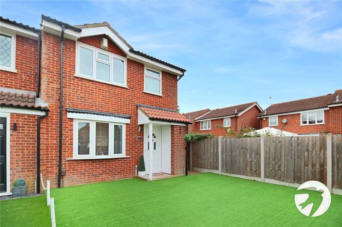 3 Bedroom End Of Terrace House To Rent In Nash Croft, Northfleet, Gravesend, Kent, DA11