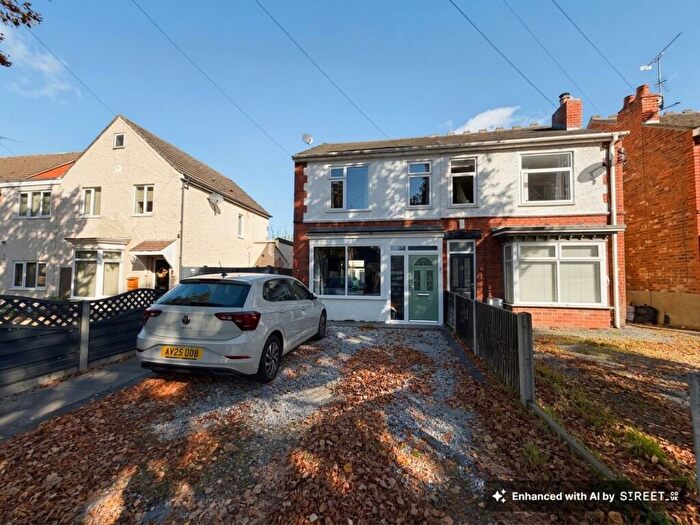 3 Bedroom Semi-Detached House For Sale In Brancaster Drive, Lincoln, LN6