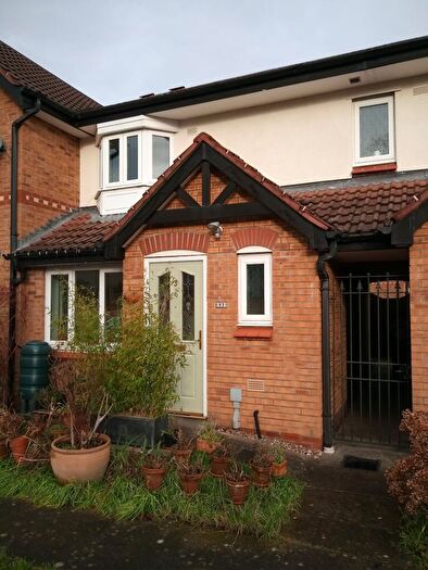 2 Bedroom Mews For Sale In Lambourne Close, Manchester, M22