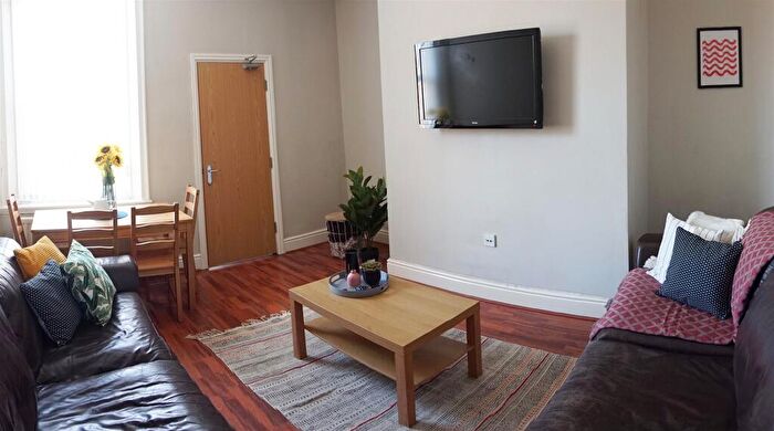 5 Bedroom Maisonette To Rent In Addycombe Terrace, Heaton, NE6