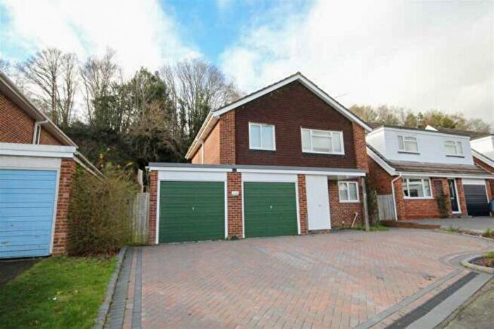 4 Bedroom Detached House To Rent In Hunters Way, Uckfield, TN22