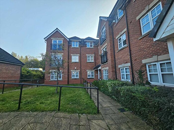 2 Bedroom Flat For Sale In College Fields, Cronton, Widnes, WA8