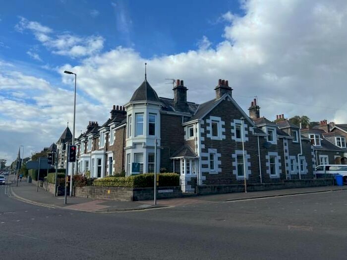 3 Bedroom Flat To Rent In A, Whinny Brae, Broughty Ferry, Dundee, DD5