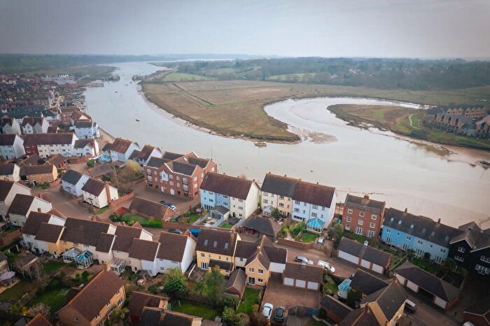 5 Bedroom Link Detached House For Sale In Old Ferry Road, Wivenhoe, Colchester, CO7