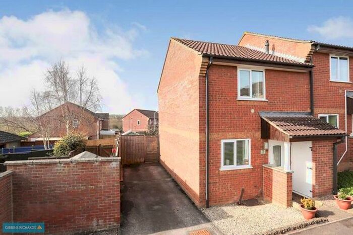2 Bedroom Semi-Detached House To Rent In Allen Road, Bridgwater TA6