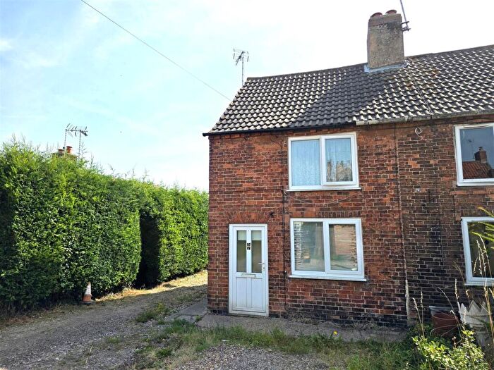 1 Bedroom End Of Terrace House For Sale In Newcastle Street, Tuxford, Newark, NG22