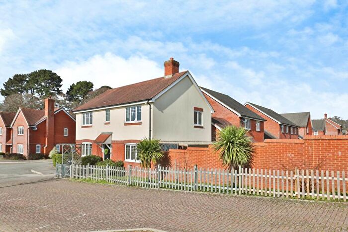 4 Bedroom Detached House For Sale In Paddocks Way, Ferndown, BH22