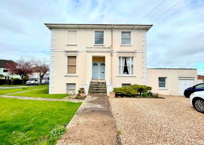 1 Bedroom Apartment To Rent In Hales Road, Cheltenham, GL52