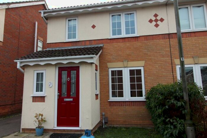 3 Bedroom Semi-Detached House To Rent In Oakham Drive, Selston, NG16
