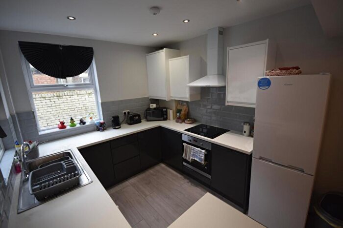 3 Bedroom House To Rent In Adelaide Road, Liverpool, L7