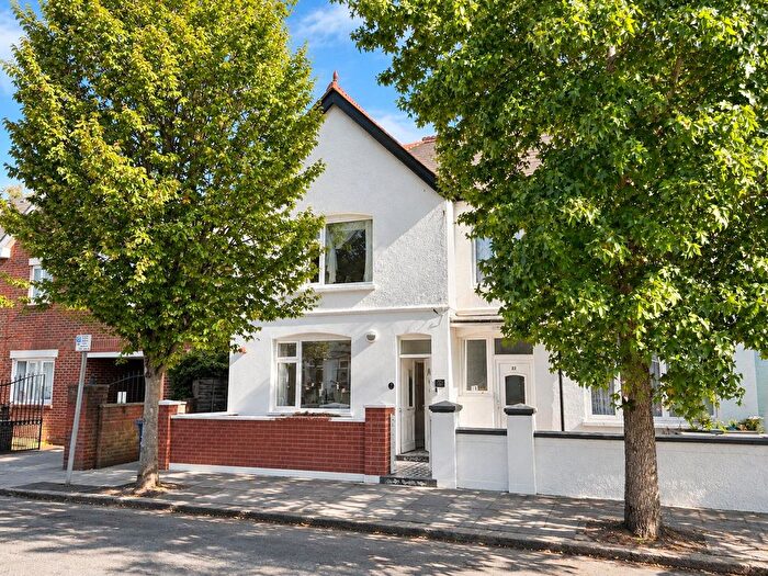 2 Bedroom Maisonette To Rent In Booth Road, London, NW9