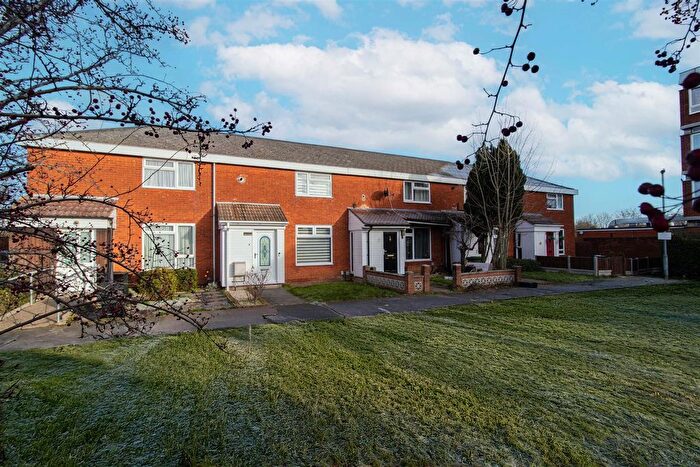 2 Bedroom Terraced House For Sale In Southview Road, Vange, SS16