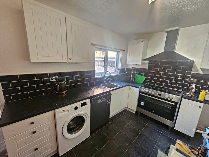 2 Bedroom Property To Rent In Hartington Road, Southampton, SO14