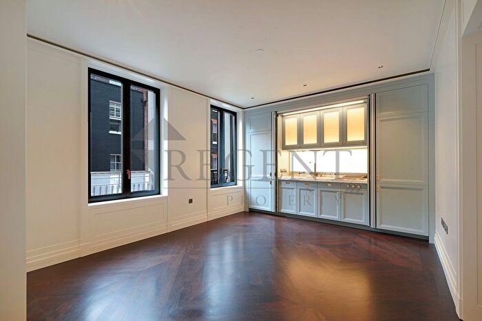 1 Bedroom Flat To Rent In Curzon Street, Westminster, W1J