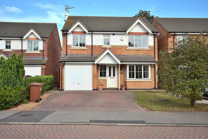 4 Bedroom House To Rent In Volunteer Close, Wootton, Northampton, NN4