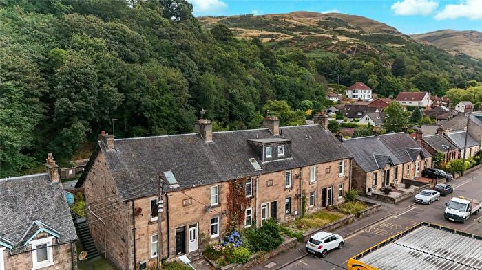 2 Bedroom Flat For Sale In Main Street West, Menstrie, Clackmannanshire, FK11