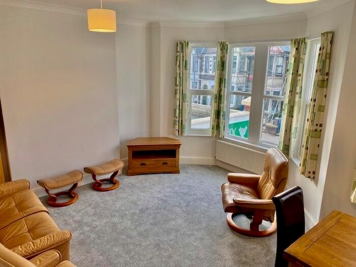 2 Bedroom Flat To Rent In Whitchurch Road, Heath, Cardiff, CF14