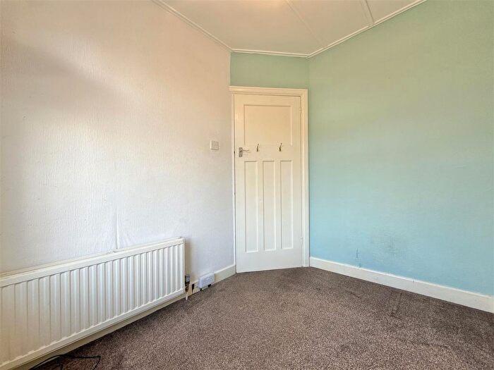 2 Bedroom Terraced House For Sale In Briseham Close, Brixham, TQ5