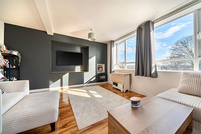 2 Bedroom Maisonette For Sale In Ellacombe Road, Longwell Green, Bristol, BS30