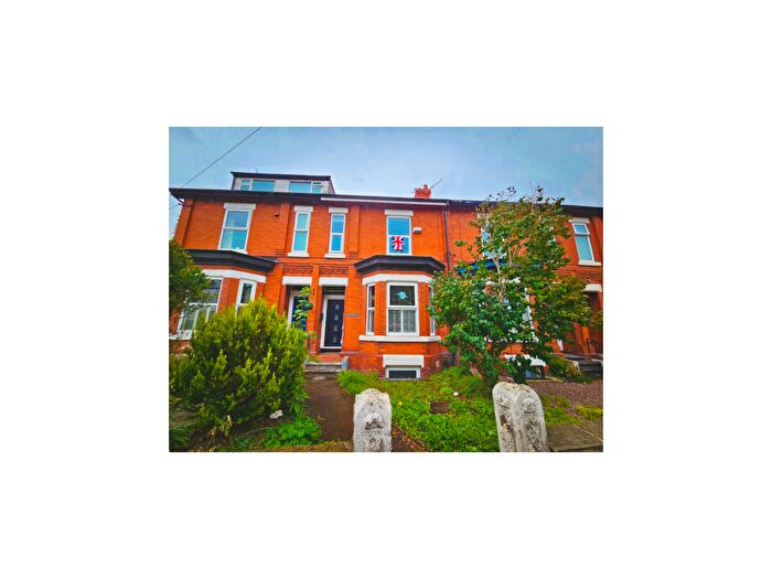 3 Bedroom Terraced House For Sale In Northenden Road, Sale, M33