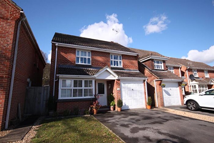 3 Bedroom Detached House To Rent In Lovage Road, Whiteley, PO15