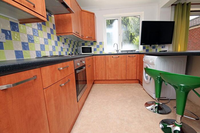 4 Bedroom Terraced House To Rent In St Stephens Road, Canterbury, CT2