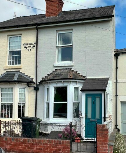 2 Bedroom Terraced House To Rent In St James', HR1