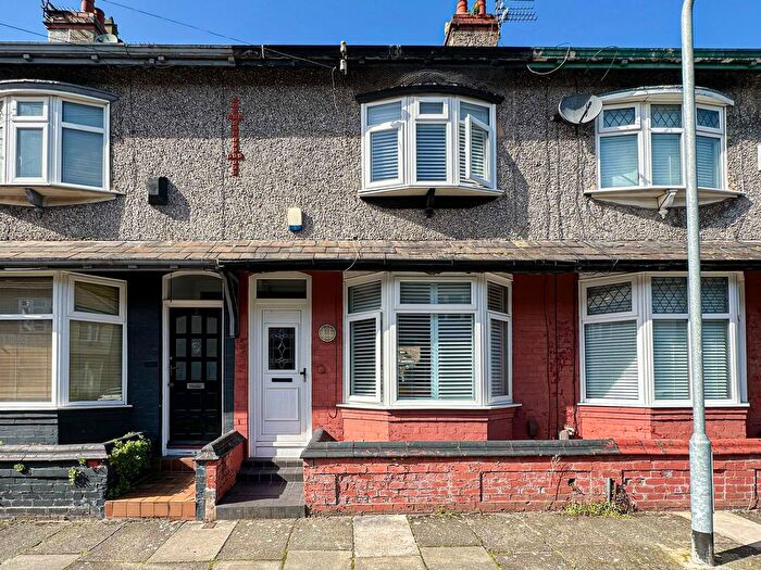 3 Bedroom Terraced House For Sale In Ivydale Road, Liverpool, L18