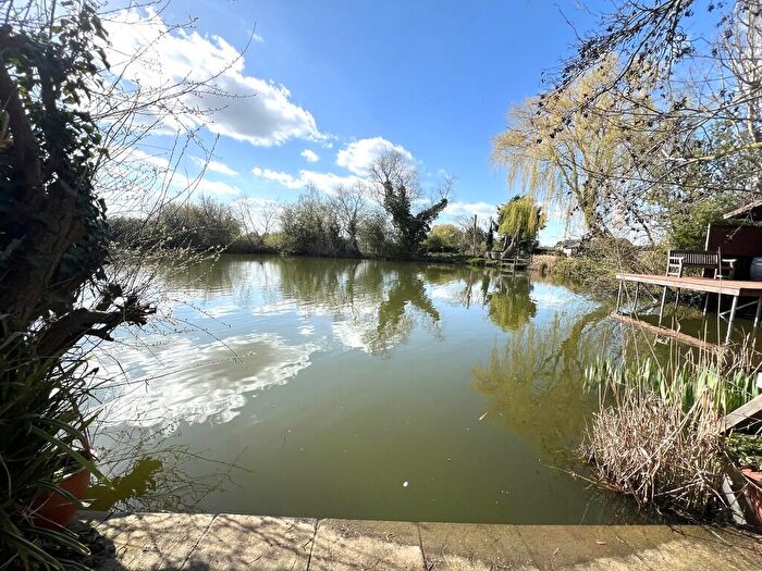 3 Bedroom Terraced House For Sale In Brickmakers Arms Lane, Doddington, March, March., PE15