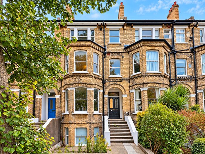 2 Bedroom Apartment To Rent In Denmark Villas, Hove, BN3