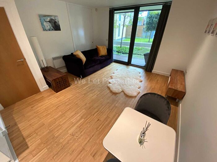 1 Bedroom Flat To Rent In Saint George`S Island, Castlefield, M15