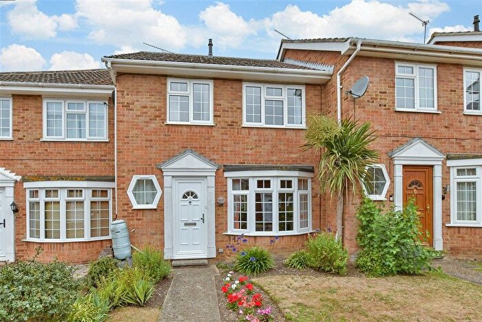 3 Bedroom Terraced House For Sale In Collingwood Walk, Sittingbourne, Kent, ME10