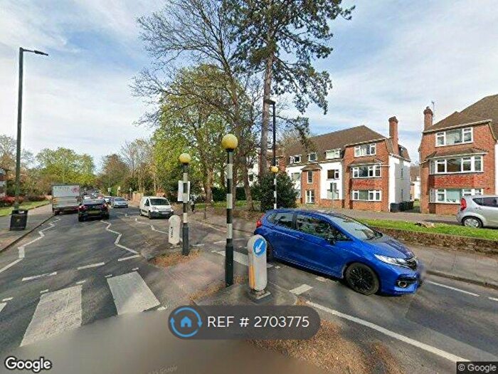 2 Bedroom Flat To Rent In Southend Road, Beckenham, BR3